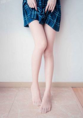 丈夫不在家公公迫我