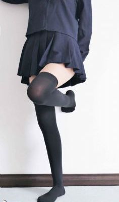 隔壁姐妹们
