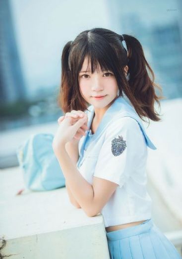 放荡的小yi子大胸