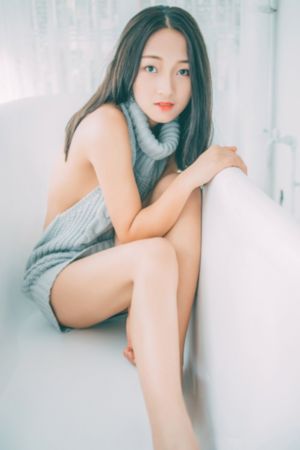 教室脔到她哭h粗话h好爽视频
