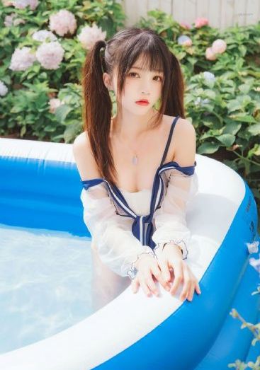 夫妻回不去的联欢晚会动漫