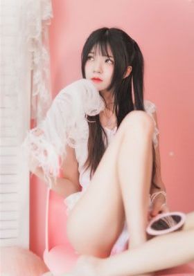 丰满人妇精油按摩