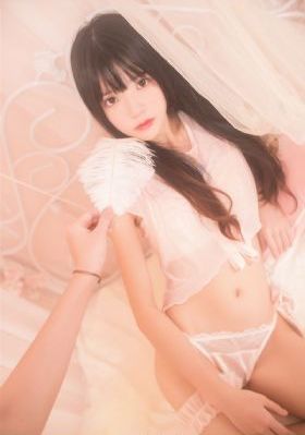蜜桃大片大片免费播放器