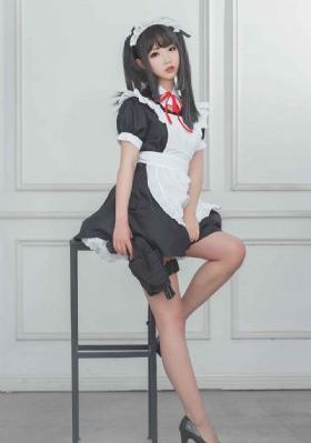 含紧一点h边做边走女男视频